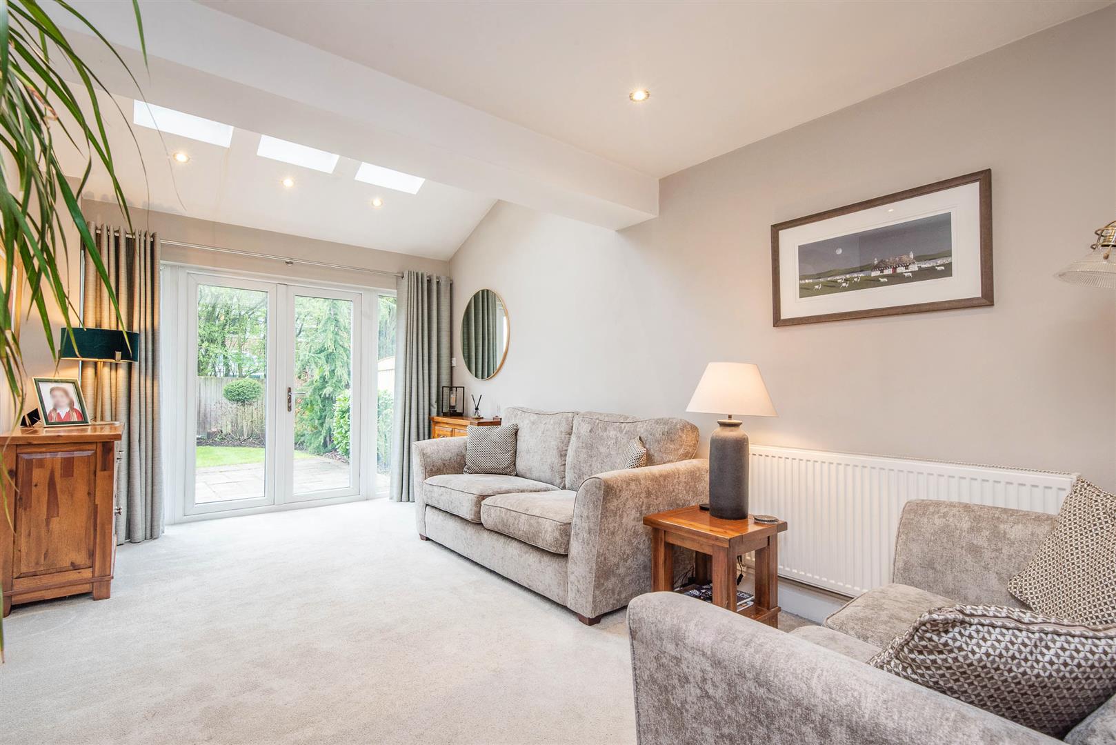 3 bed property in Alandale Close, Leyland